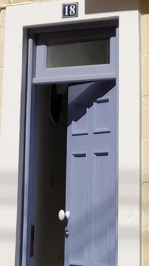 فيلا Little Blue House Marsalforn المظهر الخارجي الصورة